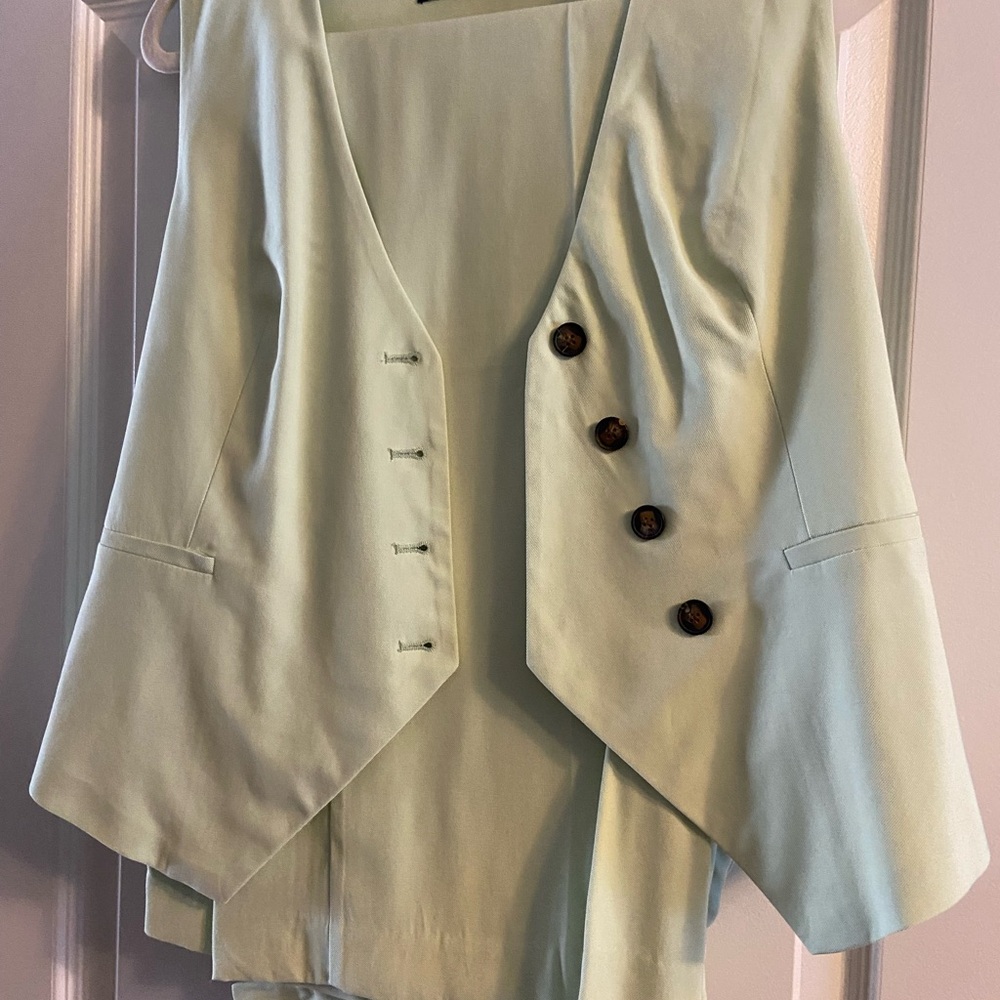 Brand new suit
